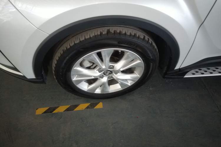 Used Toyota IZOA 2021 2.0L Enjoy Edition