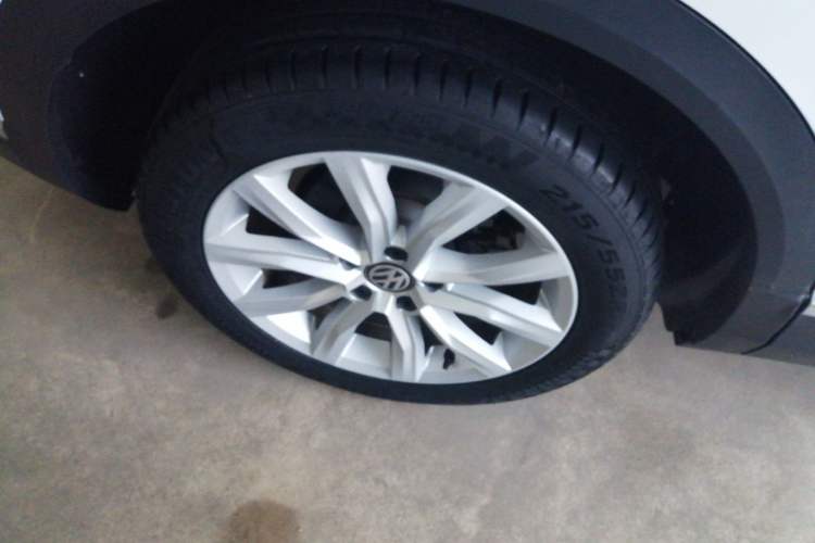 Used Volkswagen T-ROC 2018 230TSI DSG Two-Wheel Drive Advanced Version China V Standard
