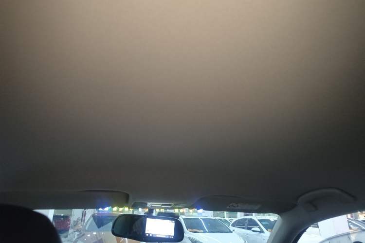 Used Volkswagen Bora 2016 1.6L Manual Fashion Edition
