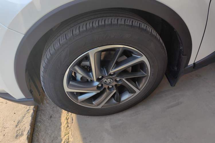 Used Toyota C-HR 2021 2.0L Luxury Edition
