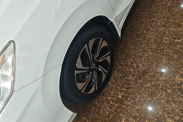 Used Honda Crider 2016 1.8L CVT Luxury Edition
