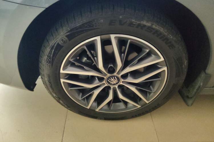 Used BYD Qin PLUS 2023 Champion Edition EV 420KM Leading Model