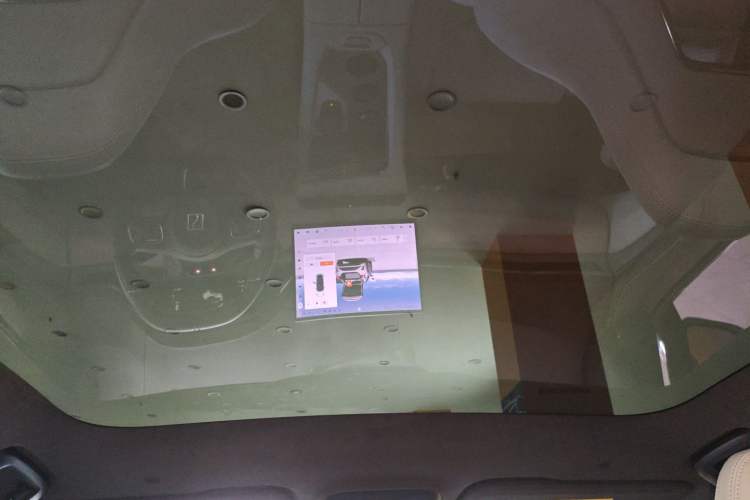 Used Zeekr 001 2025 WE Edition 100 kWh Rear-Wheel Drive
