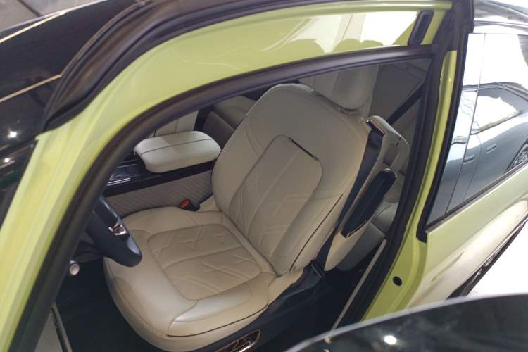 Used Zeekr MIX 2025 Long-Range Intelligent Driving Edition