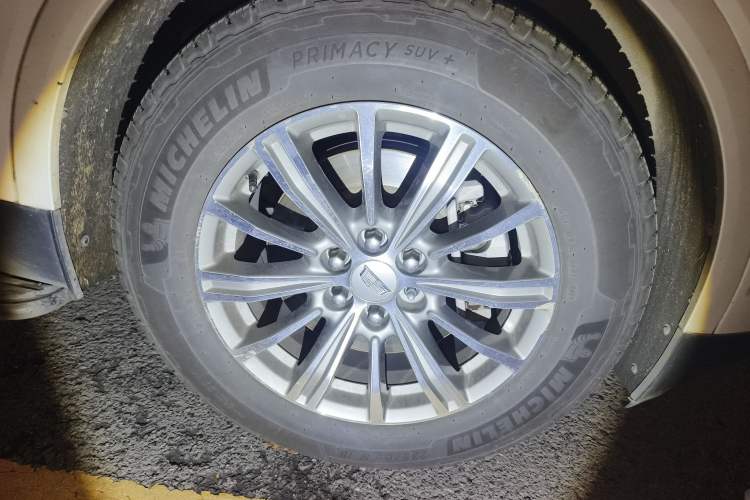 Used Cadillac XT5 2016 25T Luxury Model