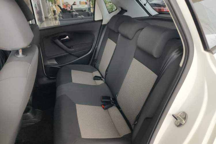 Used Volkswagen Polo 2018 1.5L Manual Drive-Comfort Model
