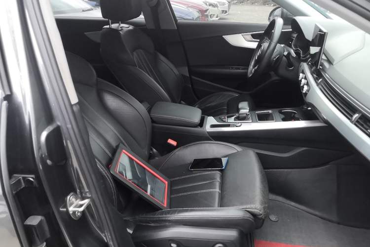 Used Audi A4L 2020 40 TFSI Fashion Dynamic Model
