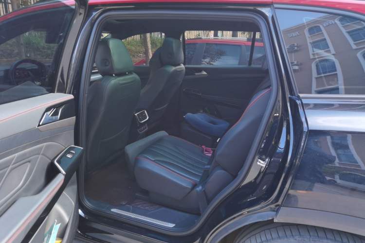 Used Volkswagen ID.6 X 2023 Ultra-Intelligent Long-Range Version
