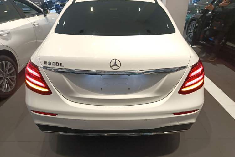 Used Mercedes-Benz E-Class 2019 E 260 L Sport Edition