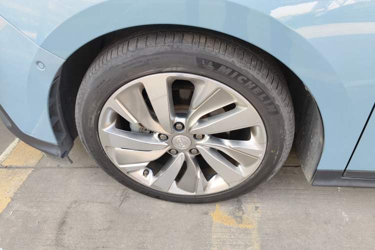 Used Buick Velite 6 2020 Plug-in Hybrid Connected Smart Model
