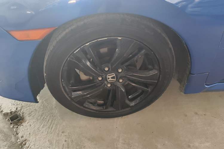 Used Honda Civic 2016 220TURBO CVT Prestige Edition
