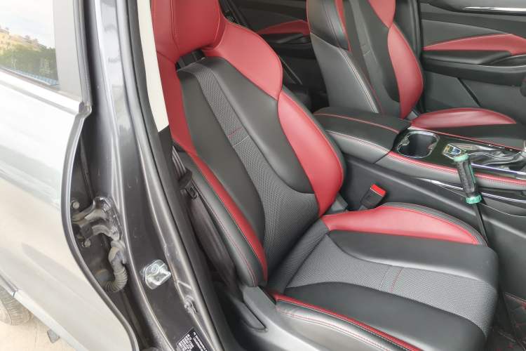 Used Oshan X5 2021 Revised Version 1.5T DCT Luxury Edition
