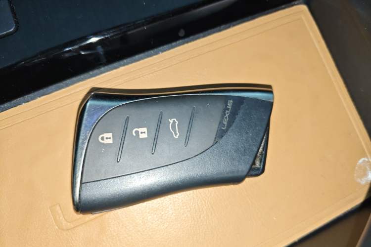 Used Lexus ES 2022 200 Excellence Edition