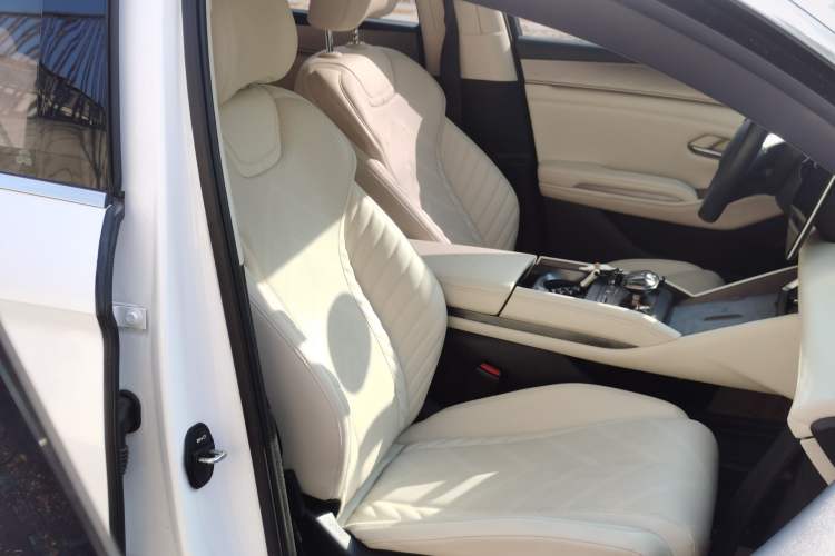 Used BYD Qin L 2024 DM-i 120KM Excellence Model