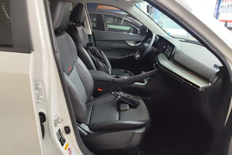 Used Changan CS35PLUS 2021 Blue Whale NE 1.4T DCT Prestige Model
