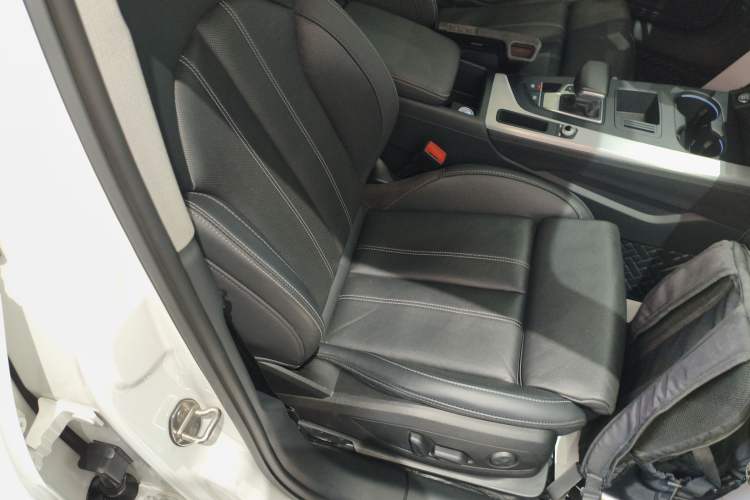 Used Audi A4L 2022 40 TFSI Luxury Dynamic Model