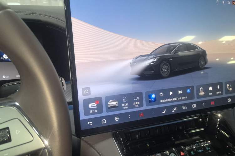 Used Denza Z9 2024 1100 km All-Wheel-Drive Ultra Version