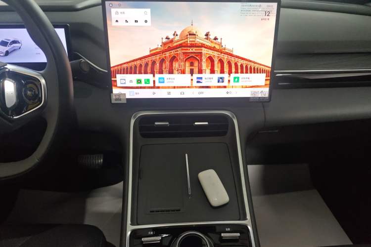 Used  L6 2025 EM-i 140km Starship Edition