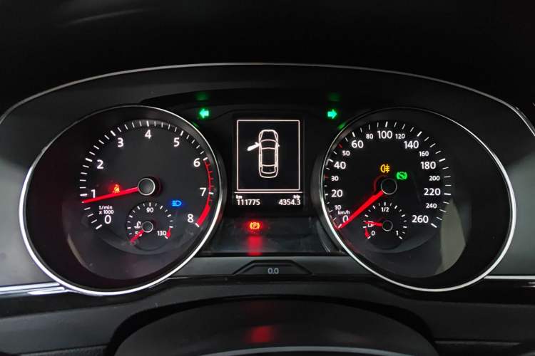 Used Volkswagen Magotan 2018 Facelift 330TSI DSG Luxury Model
