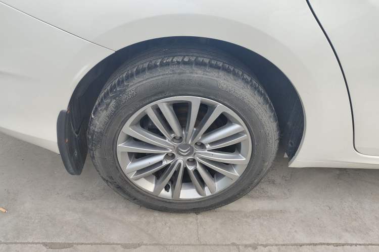 Used Citroen C4L 2014 1.8L Intelligent Drive Automatic Enjoyment Model
