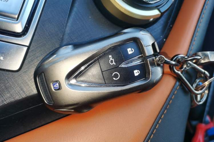 Used Changan UNI-V 2023 2.0T Leading-Speed Edition
