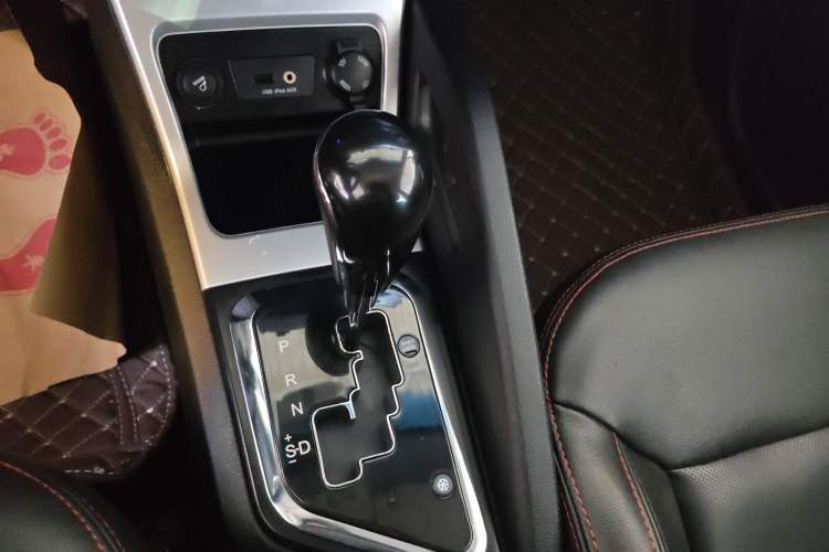 Used  Refine S3 2016 1.5L CVT Luxury Smart Version
