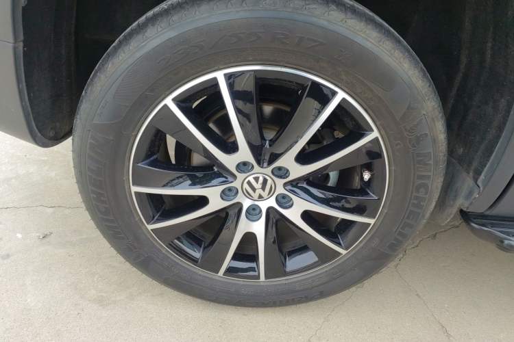 Used Volkswagen Tiguan 2015 1.8TSI Automatic Two-Wheel Drive Luxury Model