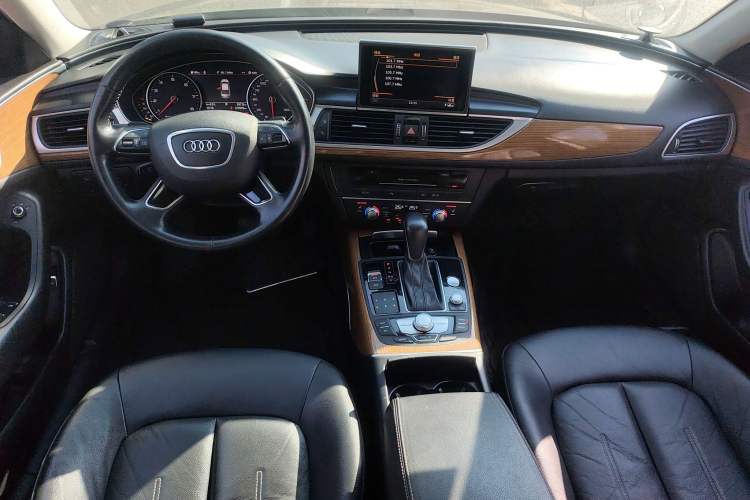 Used Audi A6L 2018 30th Anniversary Edition 30 FSI Style Model