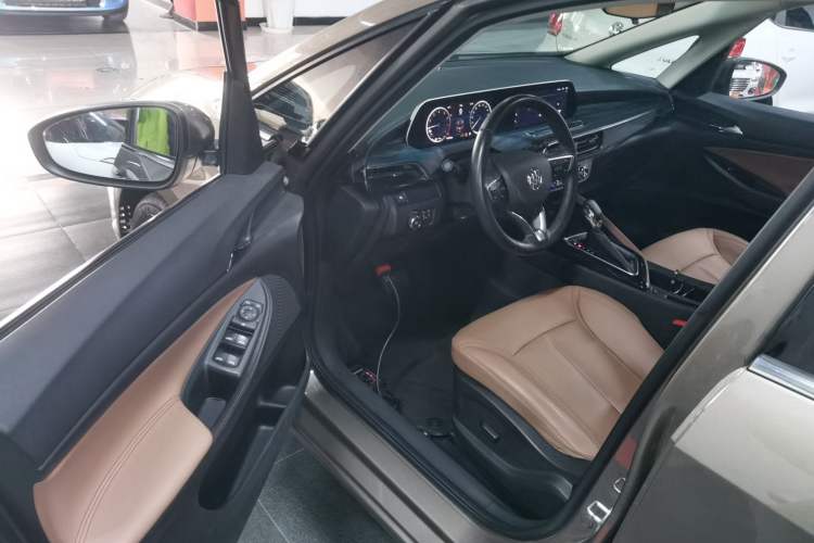 Used Buick GL6 2021 323T Mild Hybrid Connect Luxury Model
