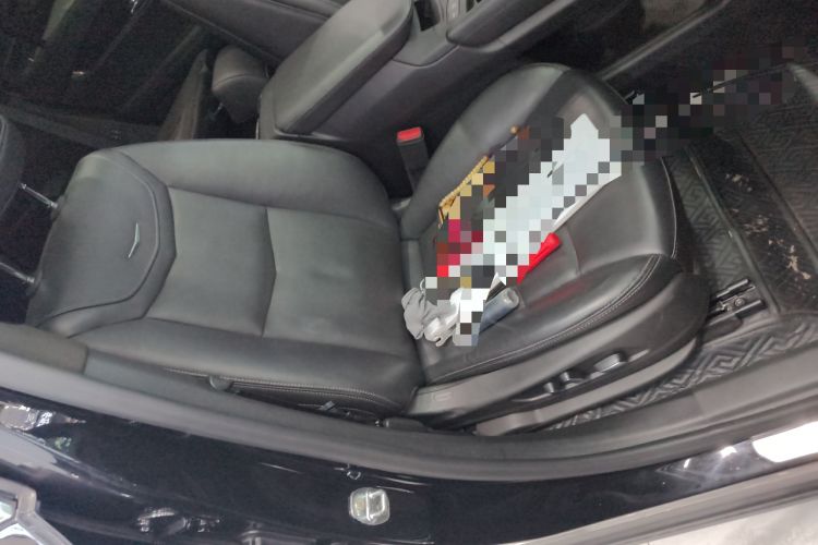 Used Cadillac XT6 2022 2.0T Six-Seater Four-Wheel Drive Luxury Version
