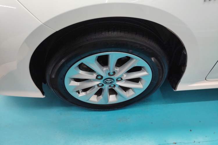 Used Toyota Corolla 2021 Dual-Motor 1.8L E-CVT Elite Edition
