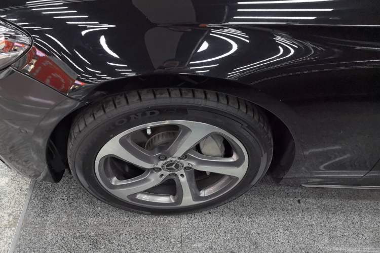 Used Mercedes-Benz E-Class 2018 Restyled E 300 L Sport Luxury Edition
