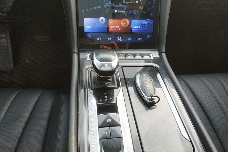 Used Hongqi H5 2023 1.5T DCT Smart Connect Flagship Edition
