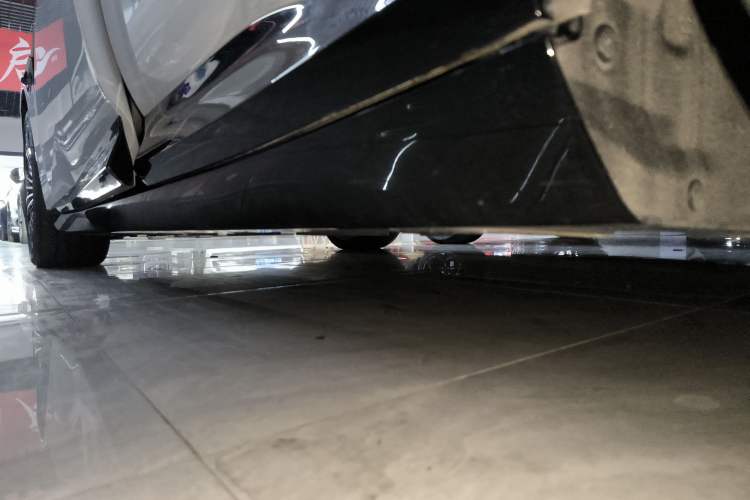 Used  12 2025 Ultra Extended-Range Edition