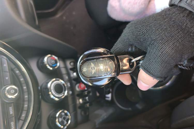 Used  MINI 2016 1.5T COOPER
