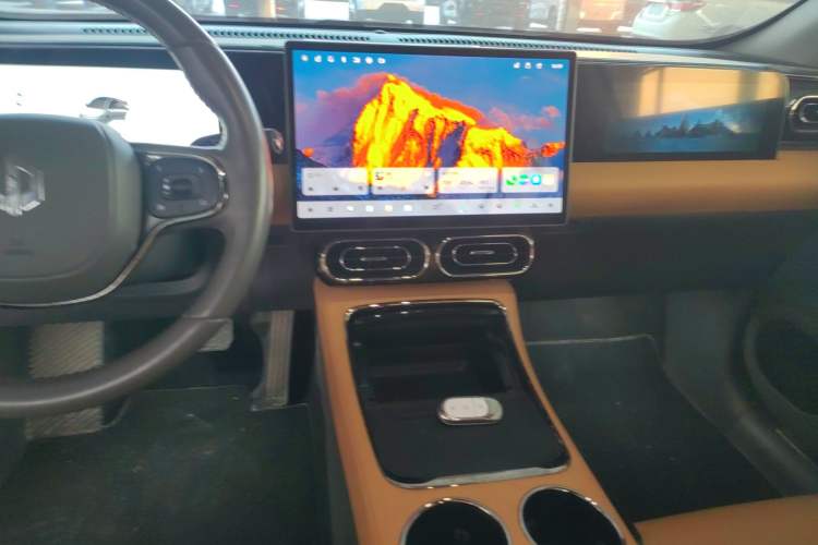 Used Leapmotor C01 2024 Pure Electric 525 Luxury Edition
