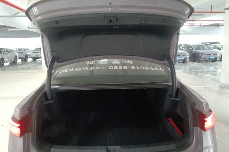 Used Volkswagen Passat 2025 Pro 380TSI Dragon Supreme Edition
