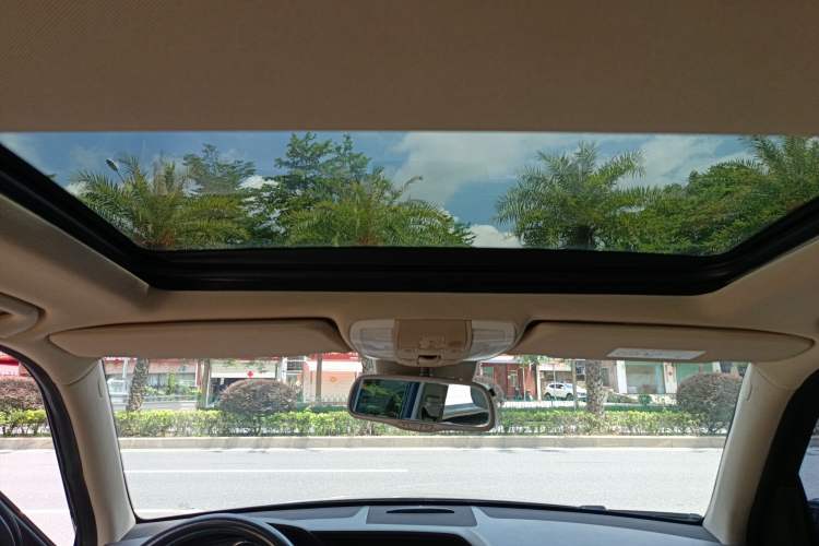 Used Mercedes-Benz GLK-Class 2015 GLK 300 4MATIC Fashion Edition Ultimate Version