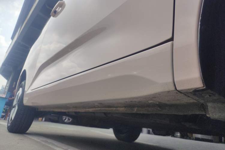 Used Wuling Hongguang MINIEV 2024 3rd Generation 215km Advanced Version
