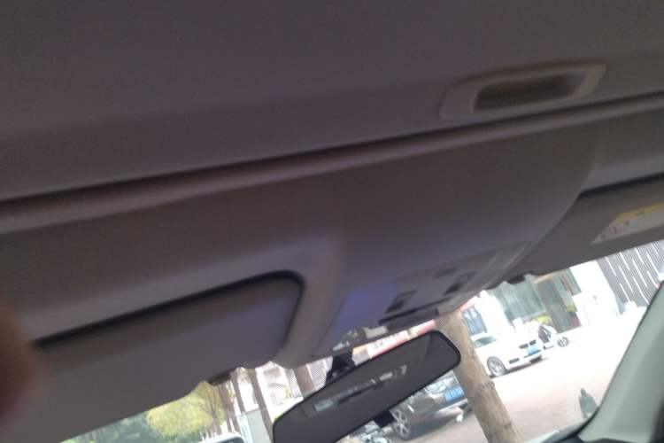 Used Toyota RAV4 2015 2.0L CVT Two-Wheel Drive Fashion Edition
