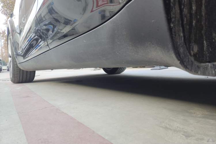 Used Tesla Model Y 2022 Long-Range All-Wheel-Drive Version
