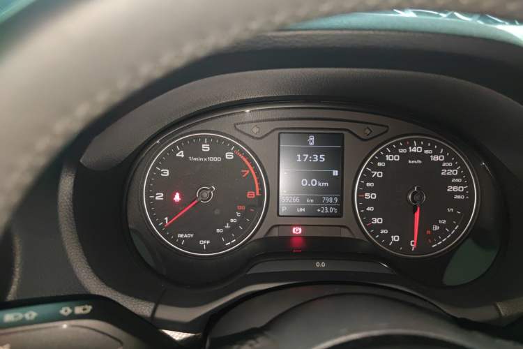 Used Audi Q2L 2021 35 TFSI Progressive Dynamic Edition
