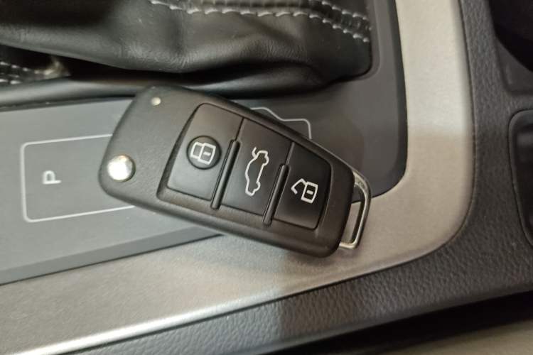 Used Audi Q3 2021 35 TFSI Fashion Dynamic Model
