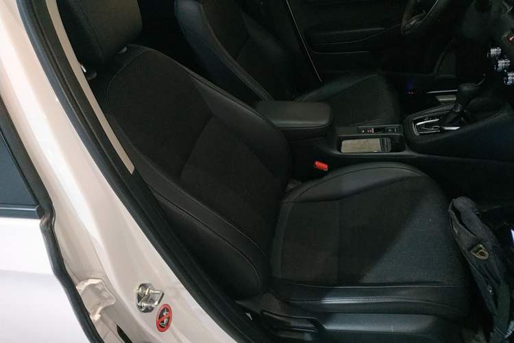 Used Honda Vezel 2023 1.5L CVT Pioneer Edition
