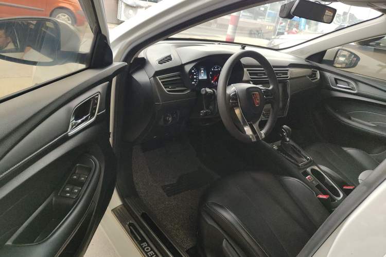 Used Roewe i5 2019 1.5L Automatic 4G Connected Langhao Edition
