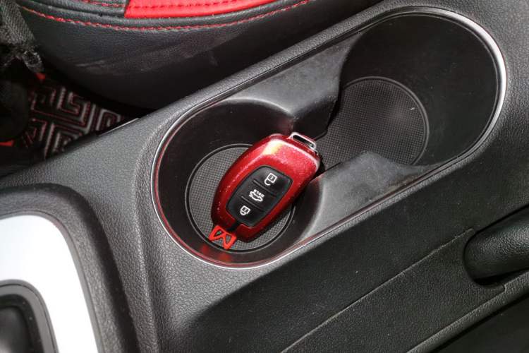 Used Hyundai Elantra 2016 1.6L Automatic ZhiXuan – Elite Version