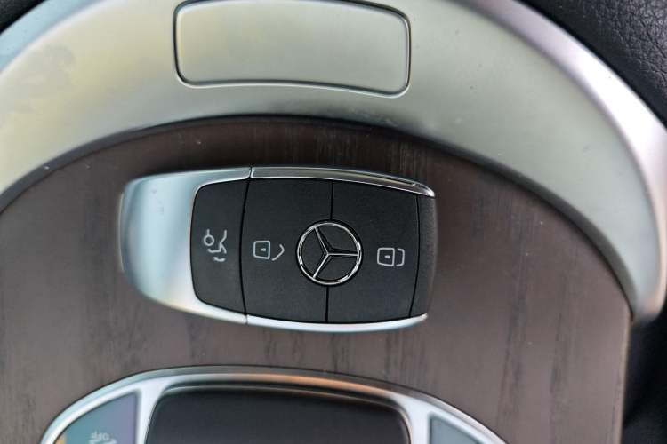 Used Mercedes-Benz GLC 2020 GLC 300 L 4MATIC Dynamic Edition