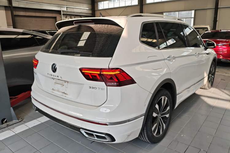 Used Volkswagen Tiguan L 2022 330TSI Automatic Two-Wheel Drive R-Line Enhanced Edition
