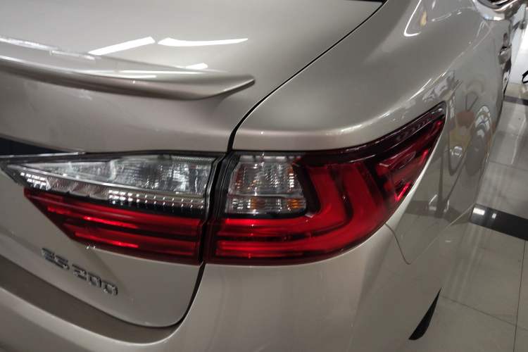 Used Lexus ES 2015 200 Elite Edition