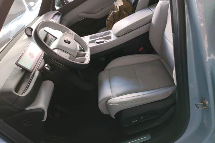 Used Nio ES6 2024 75 kWh